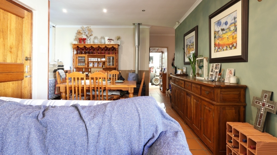 3 Bedroom Property for Sale in Hoog En Droog Western Cape